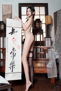 【遇糖圈】No.144_#周于希_铃铛血滴子_内购无水版_[90P-3.04GB]