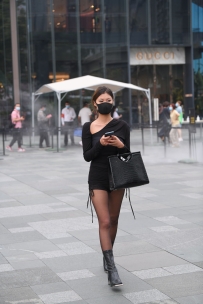 【精选街拍】Vol.3711 短靴短裤黑色搭配 [120P-2.50GB]