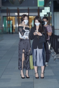 【精选街拍】Vol.3373 精致靓丽闺蜜 [298P-4.78GB]